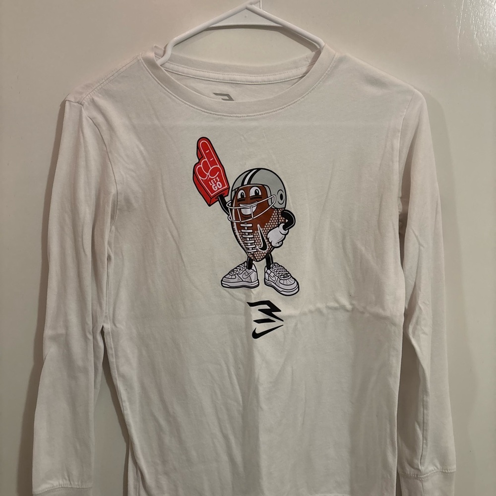 White Nike Longsleeve